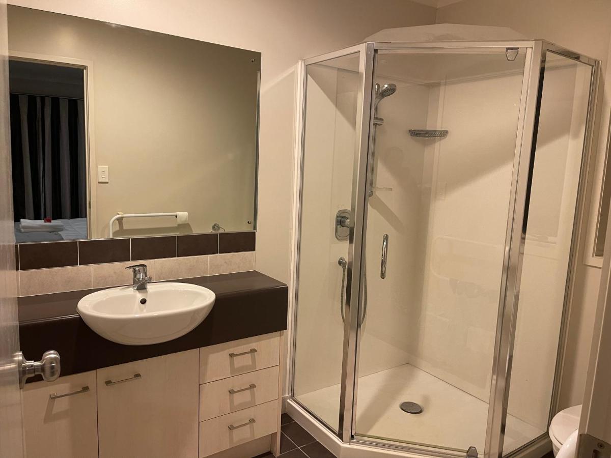 Ruth'S House Homestay Master Room With Private Shower And Toilet Auckland Eksteriør bilde